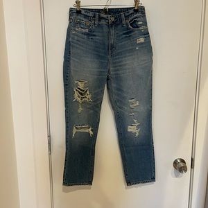 Abercrombie & Fitch high rise girlfriend size 26s